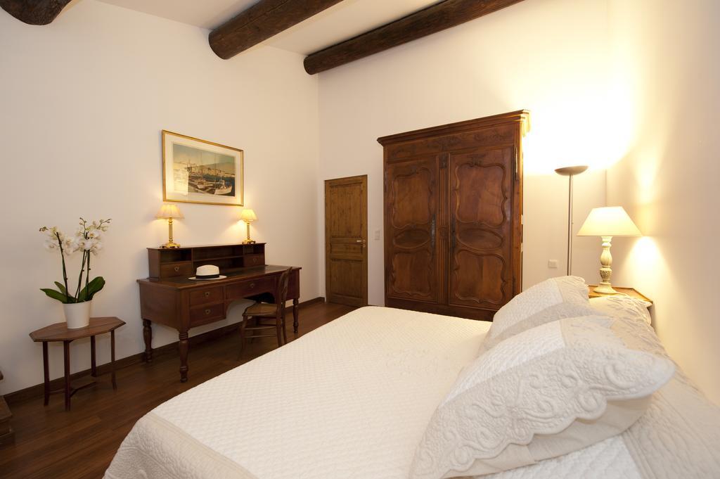 La Maison Du Peintre En Provence マルモール 部屋 写真